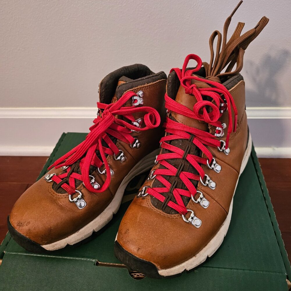 Danner Mountain 600 - Picture 2 of 5